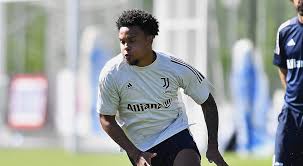 Juventus announced it has triggered the €18.5 million clause to make weston mckennie's move from schalke permanent. Weston Mckennie Listed Day To Day For Juventus With Injury Sbi Soccer