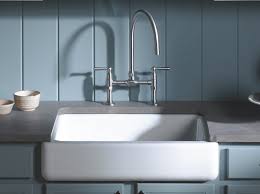 how to choose the best farmhouse sink