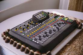Dj Soundboard Grooms Cake Evan Godwin Photography Dj Cake Engineering Cake Happy Birthday Cakes