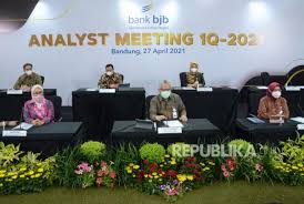 Bjb masuk dalam kategori bank di kota cimahi yang beralamat di jl. Laba Bank Bjb Triwulan I 2021 Tumbuh 15 2 Persen Republika Online