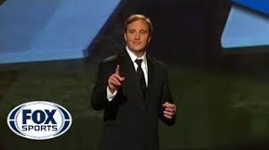 I know jay mohr isn't everyone's cup of tea but have these people never watched an award show jay mohr is totally unfunny, danica and her bf look like they're sitting through the injustice of some drunk stranger giving a eulogy at their dead. Nascar Sprint Cup Awards 2014 Jay Mohr Full Monologue Youtube