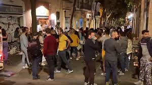 You didn't mean to come in four hours after curfew. Barcelona Espera Ansiosa El Fin De Toque De Queda