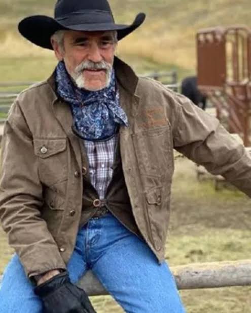 Buy Forrie J. Smith TV Series Yellowstone Lloyd Cotton Dutton Ranch Logo  Beige Cotton Jacket- Buy Yellowstone Jacket-Mjacket.com