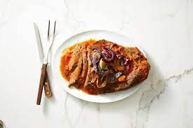 Covers creating a colour palette, selecting cushions and working with texture and pattern. 68 Easy Passover Recipes 2021 Best Seder Food And Dinner Ideas