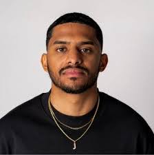 Chris Warnecke's Instagram, Twitter & Facebook