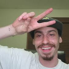 BREAKING: Young Noble, a rapper who worked closely with Tupac Shakur, has  died by suicide 🕊️🙏