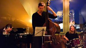 See all 4 formats and editions hide other formats and editions. Franska Trion Du Ar Sa Skon Att Komma Hem Till Live At Yaki Da Youtube