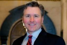 Audio: Point View's Petrides Tells Bloomberg Says Content Move Makes Sense  for Apple