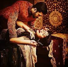 Pin By Rutu Joshi On Fashion Trends Wedding Photoshoot Poses Wedding Couple Poses Photography Indian Wedding Photography Poses
