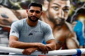 Pugilist Amir Khan visits LoC - DTNext.in