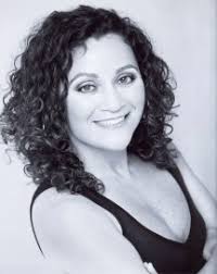 Quenia ribeiro is a dancer, choreographer, and dance instructor from rio de janeiro, brazil. Q A With Quenia Ribeiro Rio Gringa