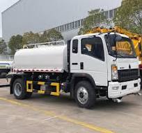 8000 Liters HOWO Water Tank Truck