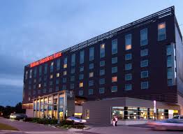 Conveniently located restaurants include luk lak vietnamese restaurant, the moose & roo smokehouse, and pho thin. Hilton Garden Inn Krakow Hotels Im Zentrum Von Krakau
