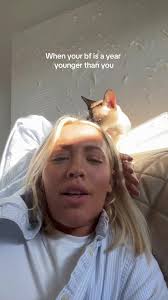 Tammy Hembrow Cat