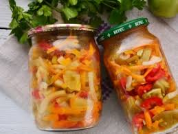 как приготовить салат из зеленых помидор на зиму видео Salat Iz Zelenyh Pomidorov Palchiki Oblizhesh Recept S Foto Poshagovo