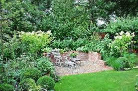 Schoner Sitzplatz Garten Garten Pflanzen Cottage Garten