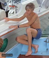 Luke Halpin's Intimate Journey - Nude Photography