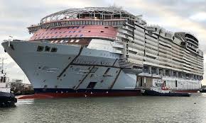 Cruiseskip er derimot designet for å være flytende feriesteder. Wonder Of The Seas Itinerary Current Position Ship Review Royal Caribbean