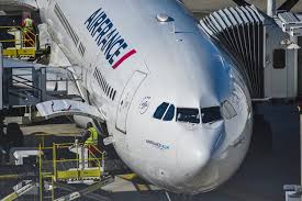 Les deux semaines d'arrêts de travail des pilotes en septembre 2014 contre un projet de développement européen de la low cost transavia avait coûté plus de 400 millions d'euros à la compagnie. Air France Pilotes Et Personnels De Cabine En Greve En Janvier 2020