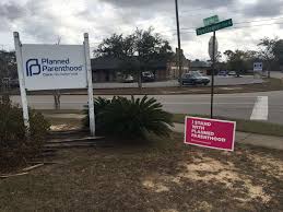 As Planned Parenthood Defund Looms Mobile Anti Abortion Activists Fight On Al Com