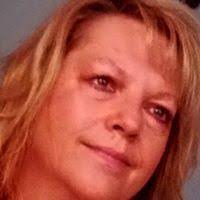 Melinda Dow's Instagram, Twitter & Facebook