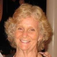 Lora Reed's Instagram, Twitter & Facebook