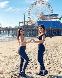 How to send your fan mail and autograph requests to constanza palavecino? Conoce A Constanza La Guapa Hermana Cantante De Daniela Palavecino Tecache Cl