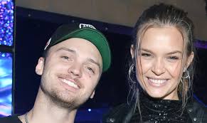 VS Angel Josephine Skriver Is Engaged to Alexander DeLeon!