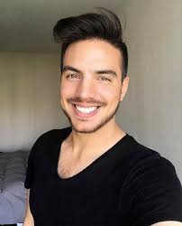 Vadhir Derbez