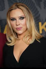 Interview with Veronica Falcon. I love her voice! 😍