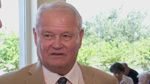 Ed Muniz's Instagram, Twitter & Facebook