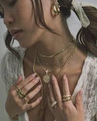 Trinity Cross Choker