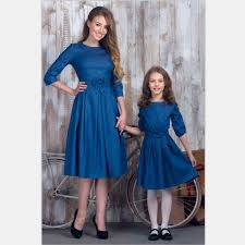 Vostro figlio si farà notare in ogni evento con i nostri abiti da cerimonia e accessori. Vestito Elegante Mamma E Figlia 7bd47a