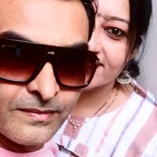 Former MLA in Surat and BJP leader Dhiru Gajera writes a letter to the CM  regarding mandatory helmet enforcement. Demands relief for the middle and  lower-income groups in the helmet law. #helmet #