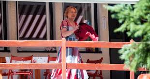 Where something like marketa lazarová works is in how it is not a film that only provides on the screen the destruction for its audiences, but. Magda Vasaryova Postavila V Stiavnici Dalsiu Chalupu