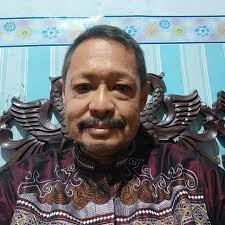 Saludos bombón 😘