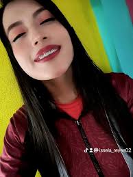 Rosa Isela Reyes (@2001iselamk) • Threads, Say more