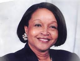 Carolyn Allums's Instagram, Twitter & Facebook