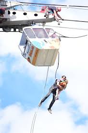 In sölden herrscht ganz normaler sommerskibetrieb am gletscher, d.h. Seilbahnunglucke Seilbahnfreis Webseite