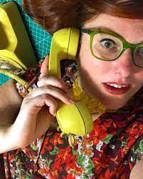 Hailee Holmes's Instagram, Twitter & Facebook