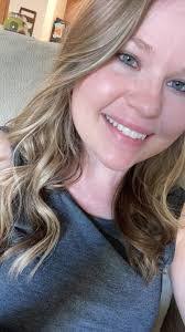 Amy Milford's Instagram, Twitter & Facebook