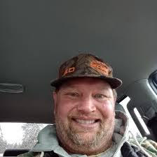 Scott Paxton's Instagram, Twitter & Facebook