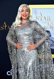 Pour sa fameuse robe, il aura fallu pas moins de 23 kilos de viande de boeuf. What Is Lady Gaga S Net Worth A Star Is Born Actress Fortune Revealed Lady Gaga Pictures Lady Gaga Photos Lady Gaga