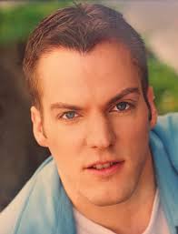 Gilmore Girls" Help Wanted (TV Episode 2002)