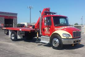 The freightliner m2 106 boasts a low profile allowing a larger field of vision and ease of access for your drivers. 5 7 Ton Fassi F110a 0 23