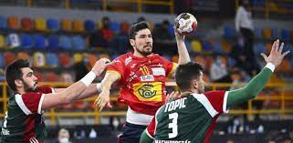 Mala noticia para los anfitriones que dirige roberto garcía parrondo, porque egipto se va a enfrentar esta tarde si el apoyo de su público a la vigente campeona mundial que recupera para el encuentro de cuartos de final a mikkel hansen, además de contar los daneses con niklas landin en la portería. Espana Dinamarca Horario Y Donde Ver La Semifinal Del Mundial De Balonmano
