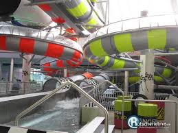 Die therme erding liegt im süden von erding direkt an der b 388. Thermenwelt Und Galaxy Erding Erlebnisbericht Rutscherlebnis At