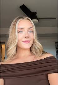 Alyssa Ruzicka's Instagram, Twitter & Facebook