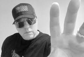 Kelly Reverb Music & Downloads