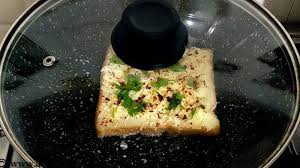 Cheese Garlic Bread Recipe How To Make Garlic Cheesy Toast On Tawa Recipe Garlic Bread Recipe Garlic Cheese Bread Garlic Bread